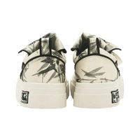 Custom Sneaker Off White Black Stars