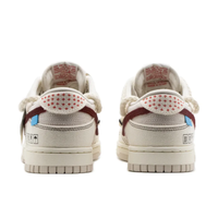 Custom Dunk Extra Lace Creamy White Simple Figure