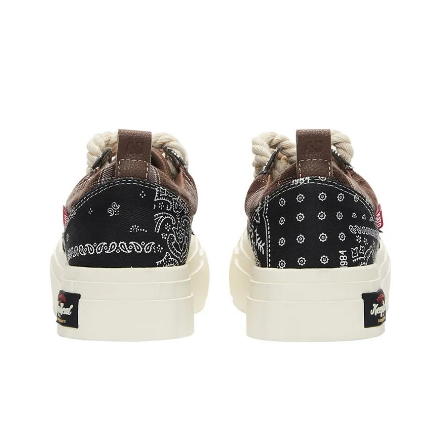 Custom Sneaker Black Dark Brown Checkered Stars