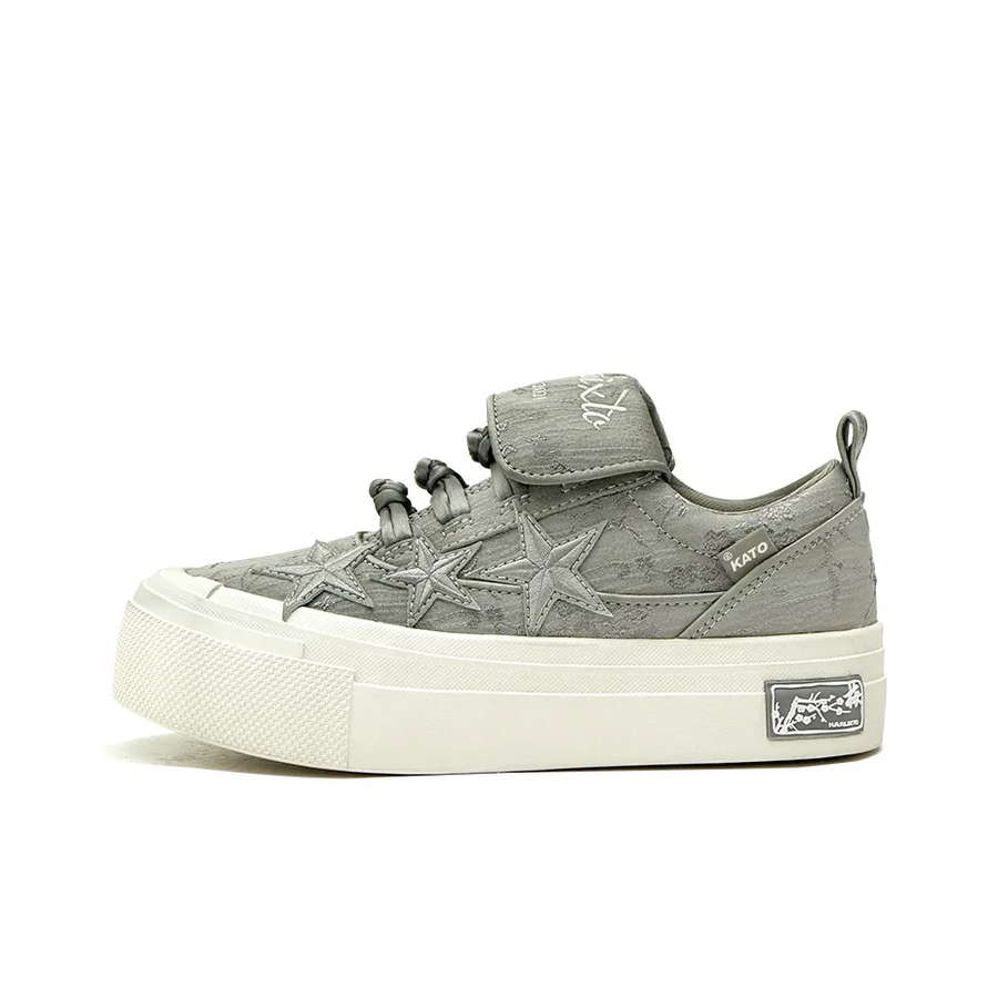 Custom Sneaker Grey-green Stars