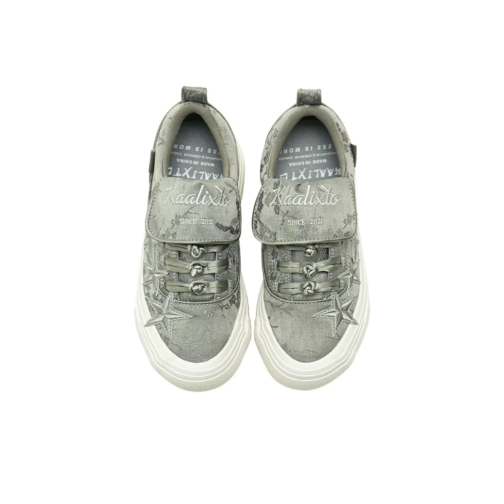 Custom Sneaker Grey-green Stars