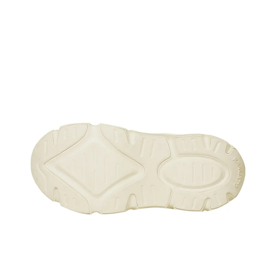 Custom Sneaker Cream Snow Boots