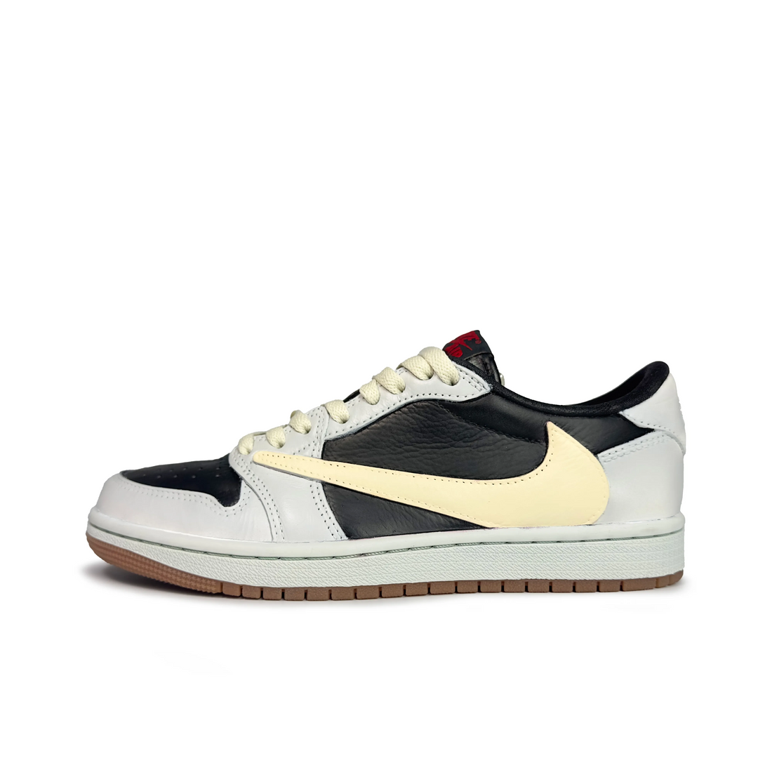 Travis Scott Jordan 1